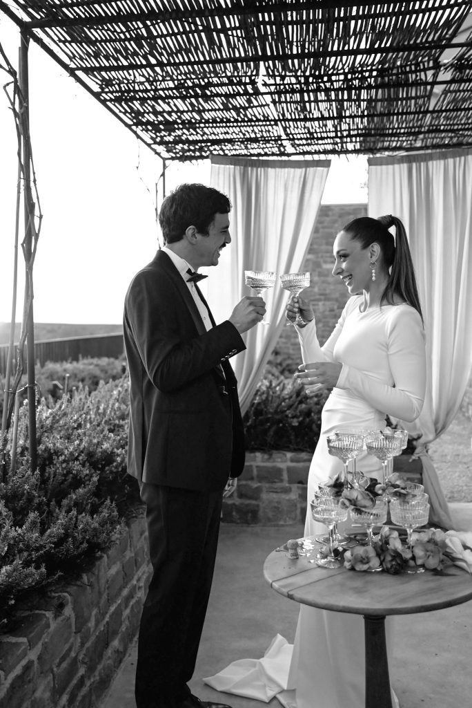 Intimno vjenčanje u Istri San Canzian nazdravljanje